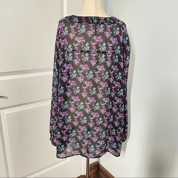 Torrid Floral Boho Blouse Top size 3X - Picture 4 of 5